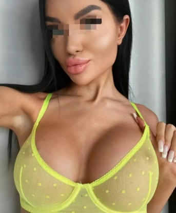 🌟 Живу в Москве и готова подарить тебе незабываемые моменты удовольствия. Мои услуги настолько разнообразны, что ты доставишься в мир наслаждений. Создам атмосферу релаксации и уверенности в своих обнимашках 😘, обеспечу нежность и ласку. Обрати внимание на фото, они подтверждают, что я - настоящая красотка с голубыми глазами 👀 , идеальными формами 👗 и сексуальностью, которая завораживает. Мои гости всегда остаются довольны и хвалят мою чистоплотность. Гарантирую полную конфиденциальность 🔒 и уникальные моменты в нашей встрече. Позволь себе настоящее удовольствие. Жду твоего звонка 📞 Раисочка